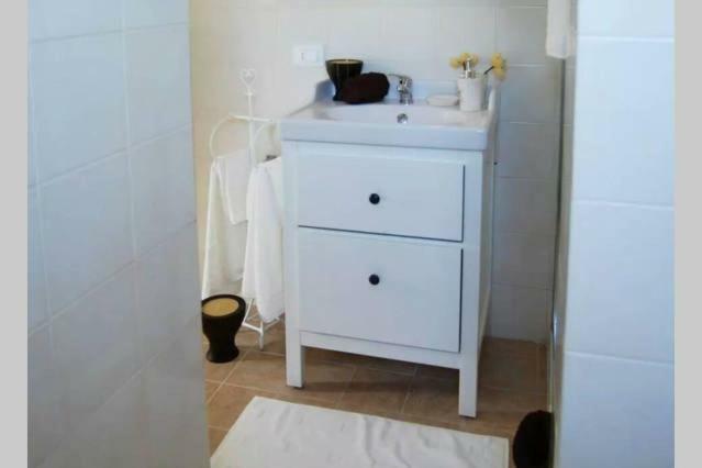 La Casa Bianca Appartement Roe Buitenkant foto