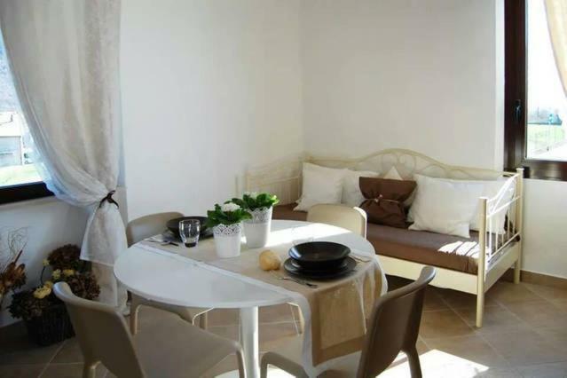La Casa Bianca Appartement Roe Buitenkant foto