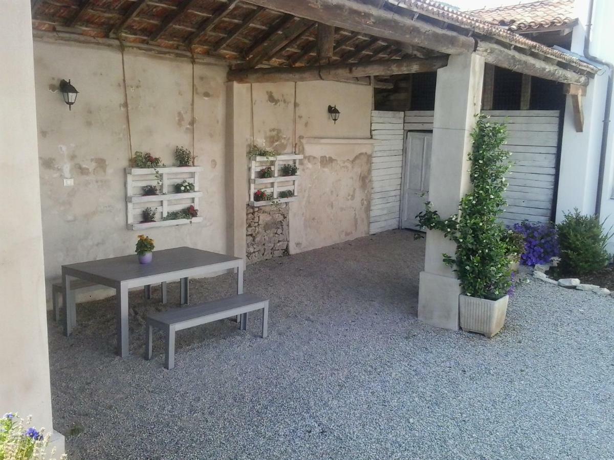 La Casa Bianca Appartement Roe Buitenkant foto